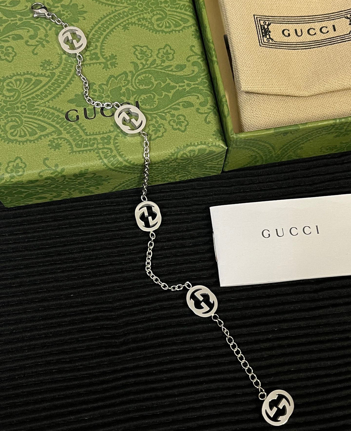 Fashionable letter G bracelet mysite
