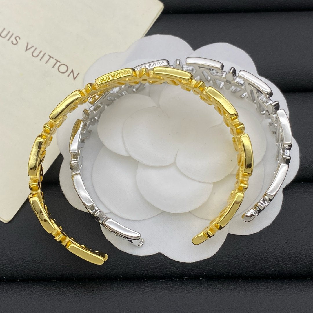 Much Love Bracelet. mysite