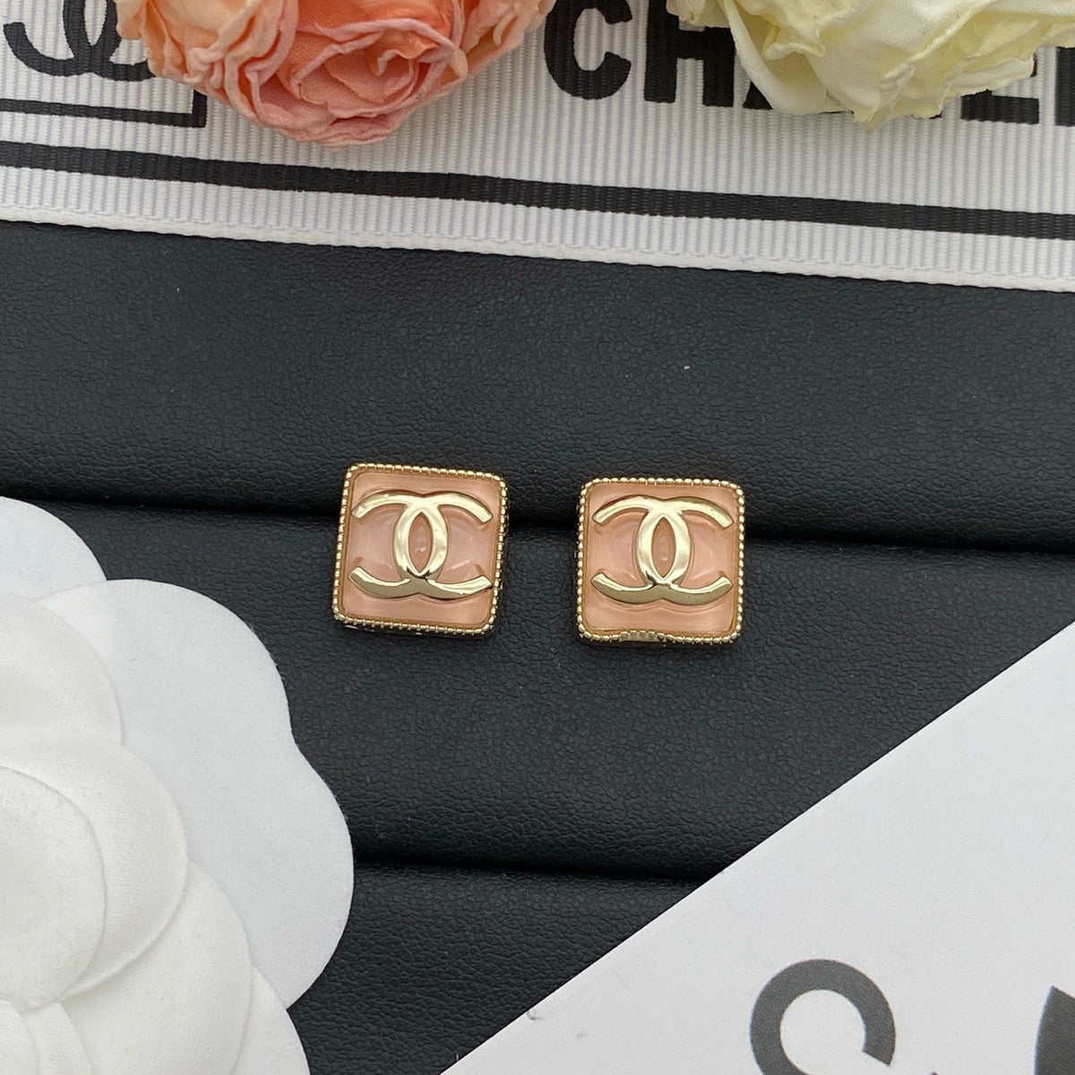 Cute Square Girl Eearrings mysite