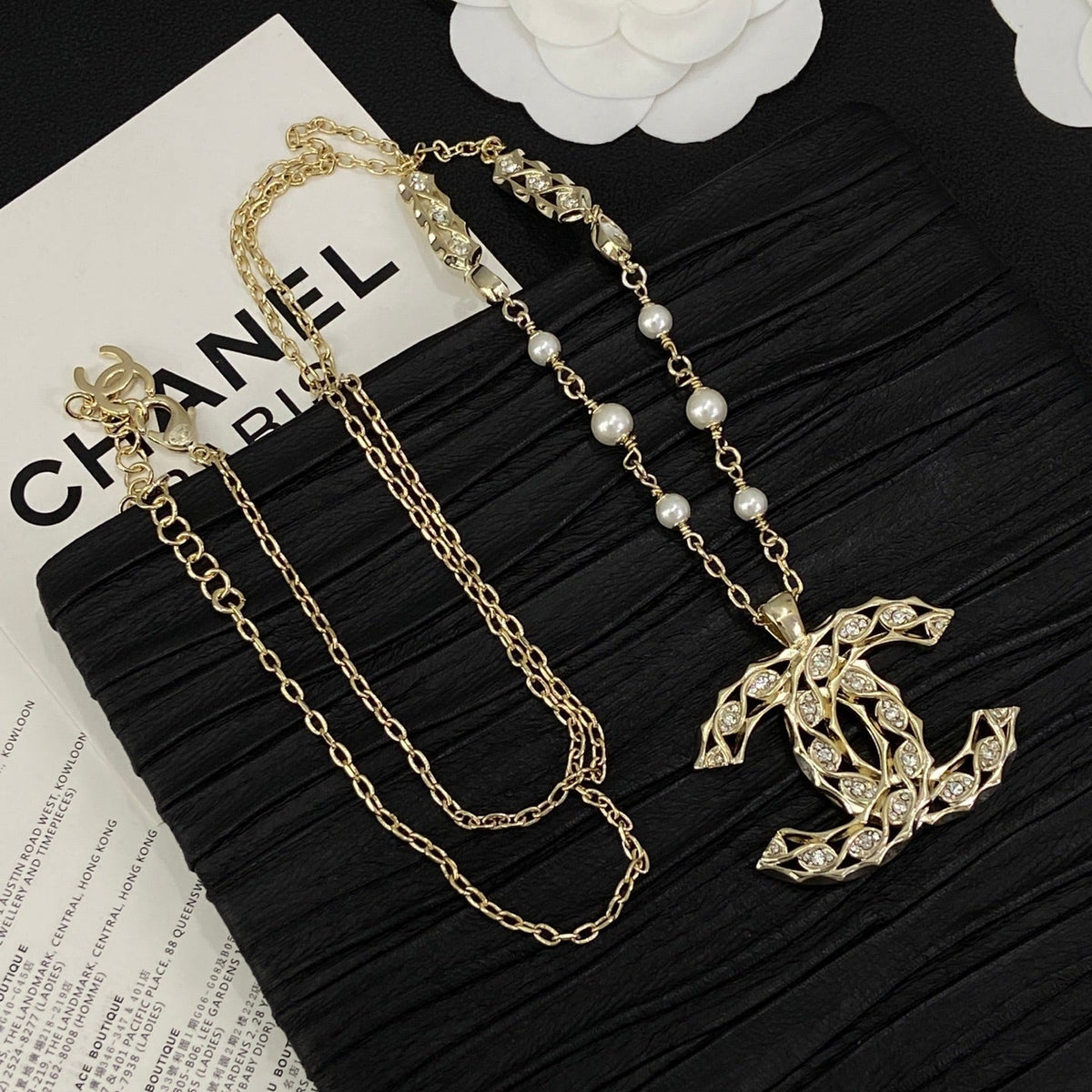Luxury Retro Design 3 Set (Earrings+Brooch +Necklace) mysite