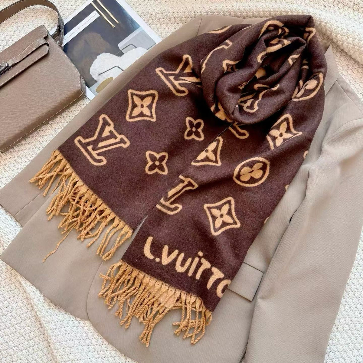 Worth the Hype – The Ultimate Winter Scarf-005 Lxucase