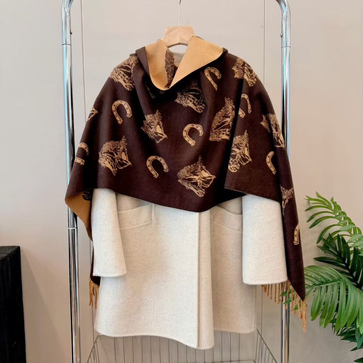 Worth the Hype – The Ultimate Winter Scarf-007 Lxucase