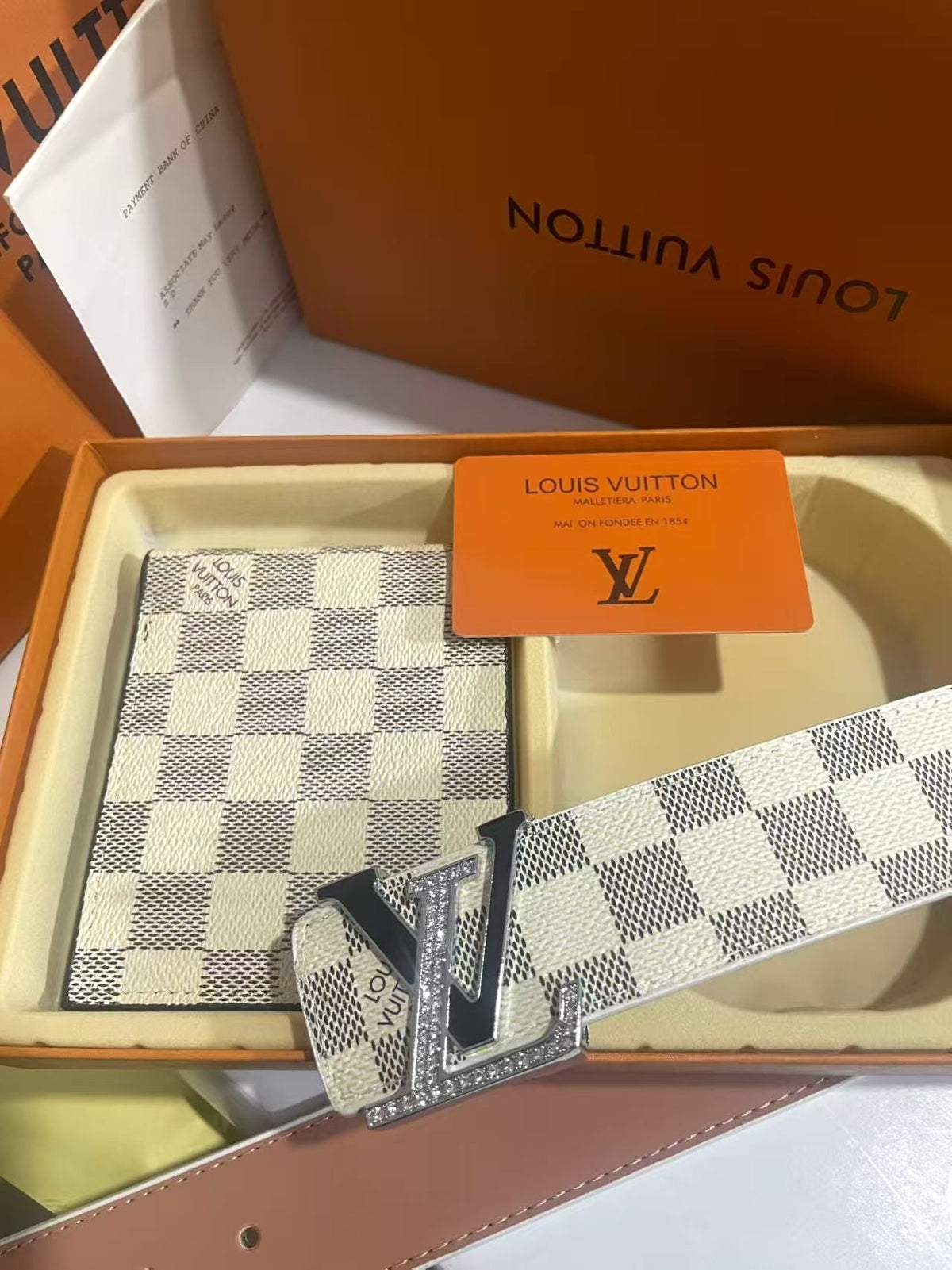 2 Set Buckle Love Belt & Wallet with Packaging mysite