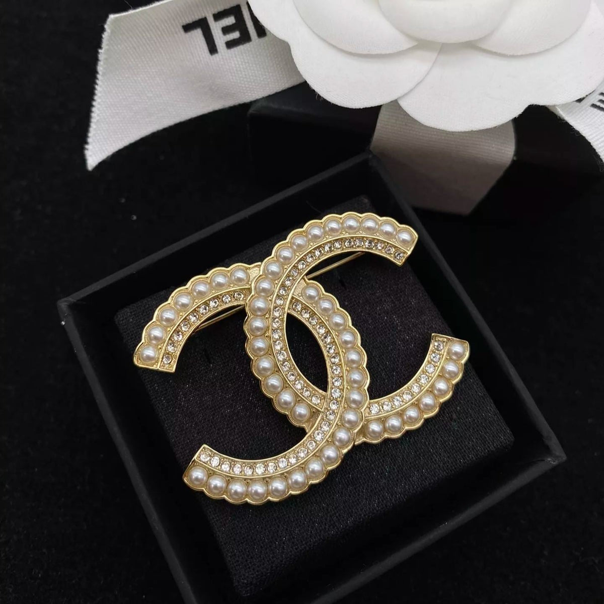 Temperament Pearl Splicing Diamond Brooch mysite