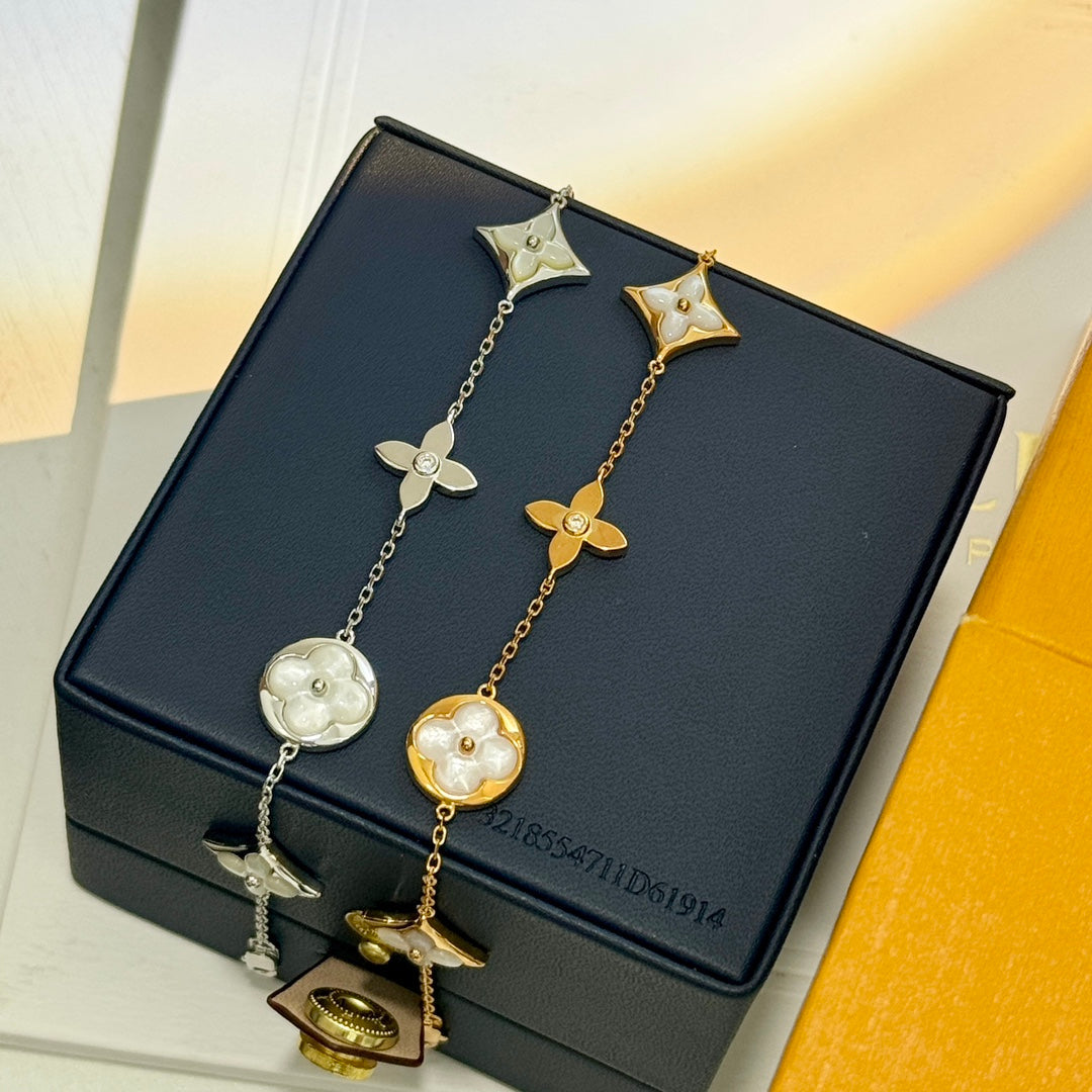 White Shell Five-Star Bracelet mysite