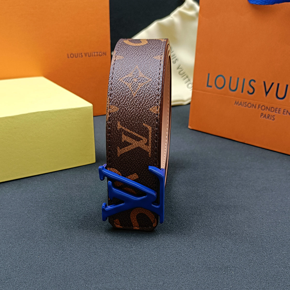 Fashion Colorful Brown Love Belt mysite
