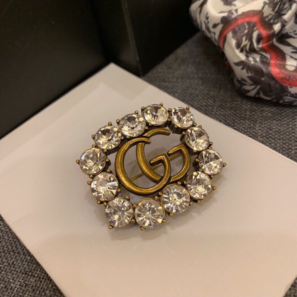 Good Square Diamond Girl Brooch mysite