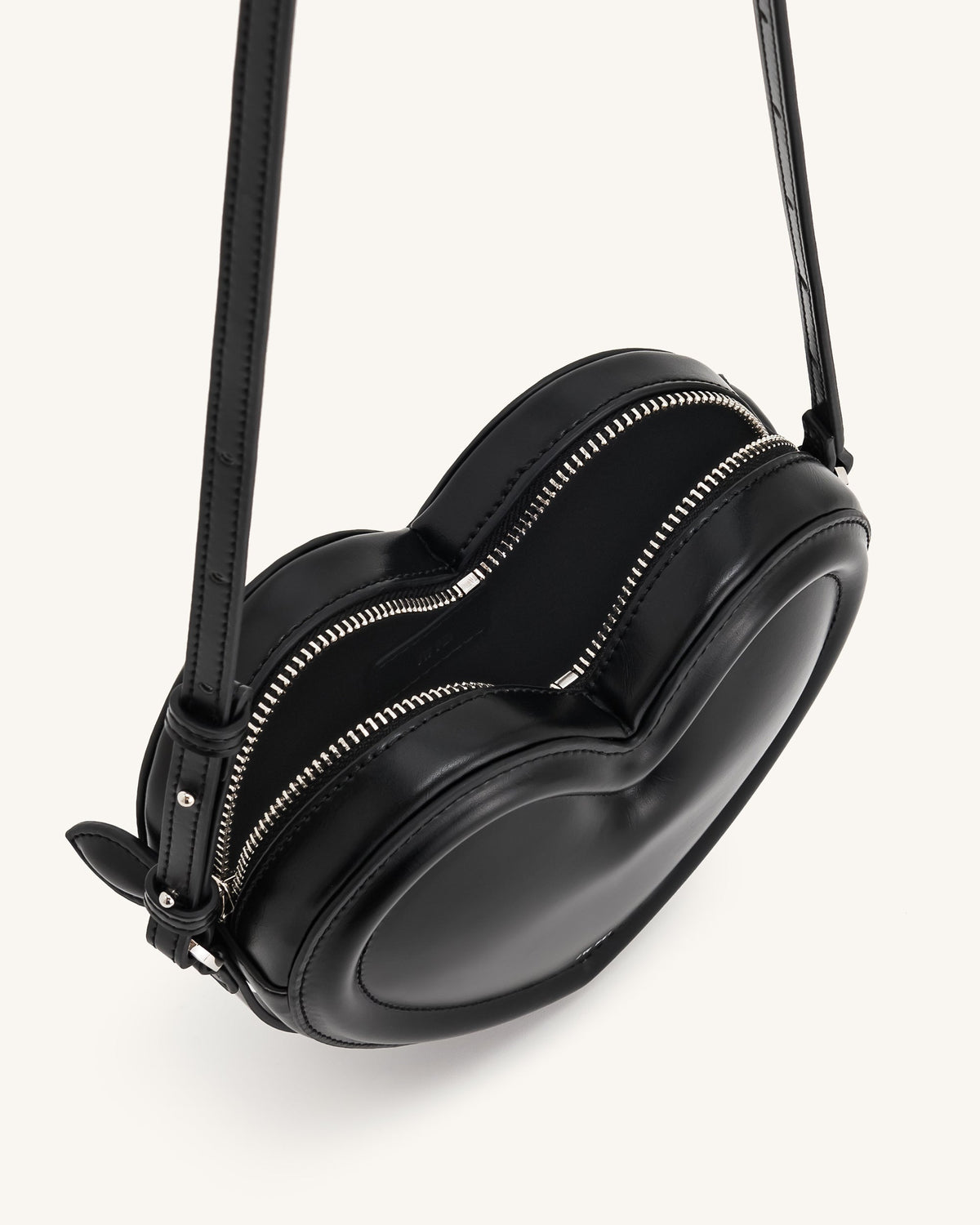 Arlene Heart Shaped Bag - Black mysite