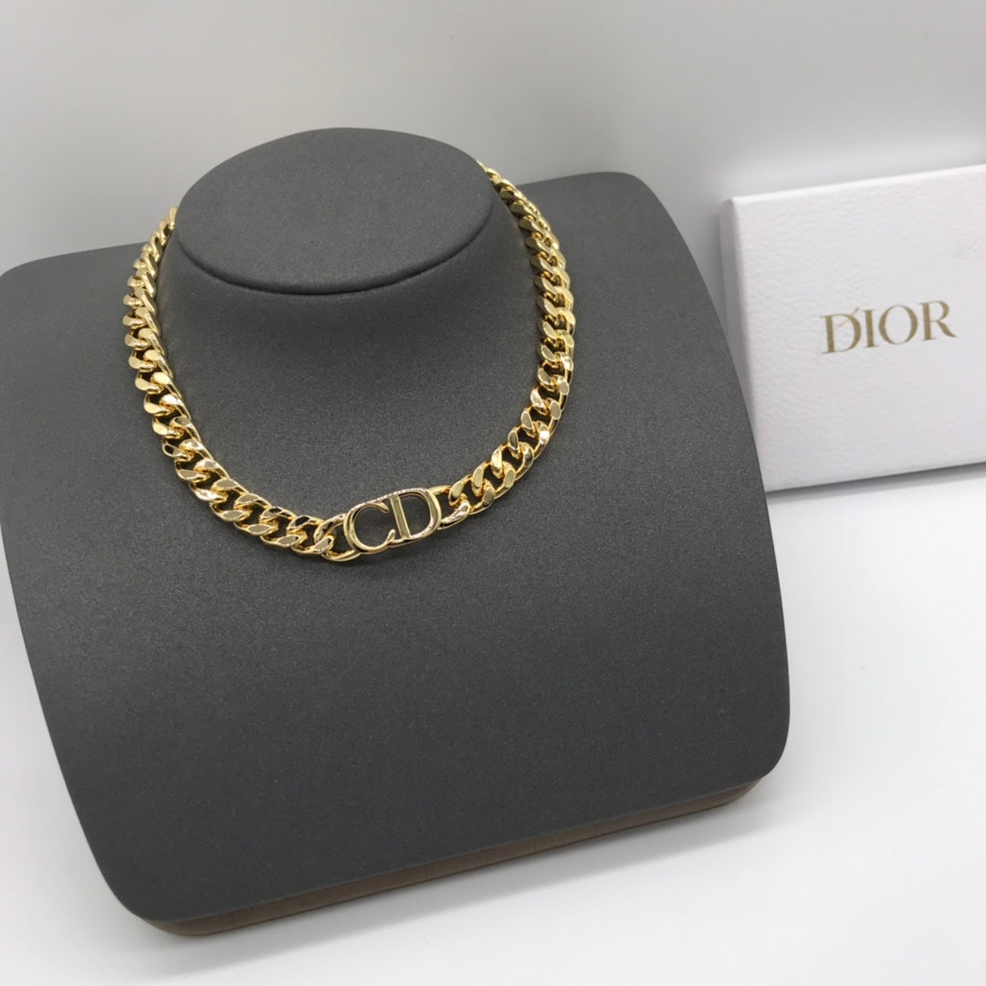 Dove Gold Chain Design Necklace & Bracelet 2 Set mysite