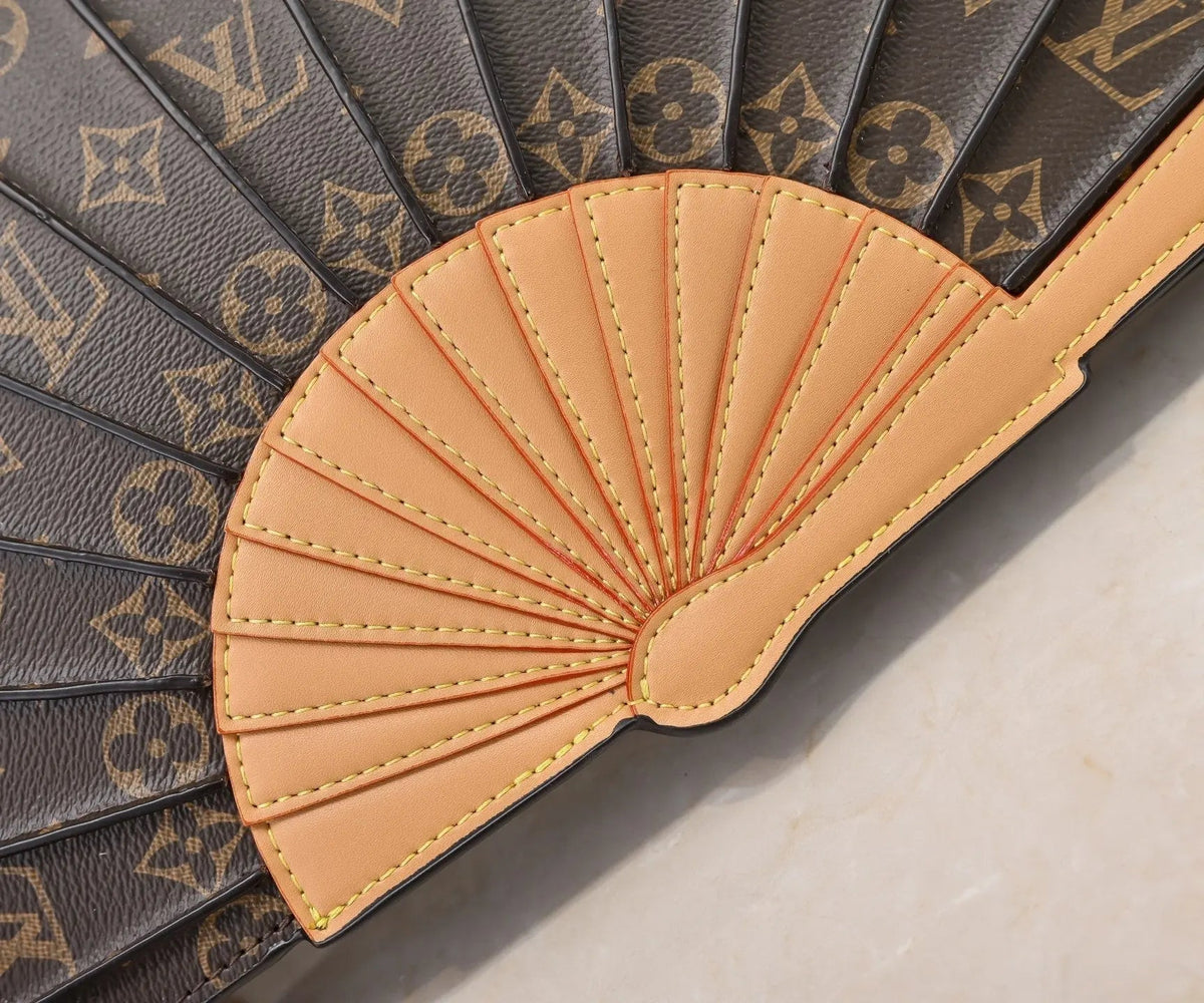 Elegant Fan-Shaped Leather Crossbody Bag-18 mysite