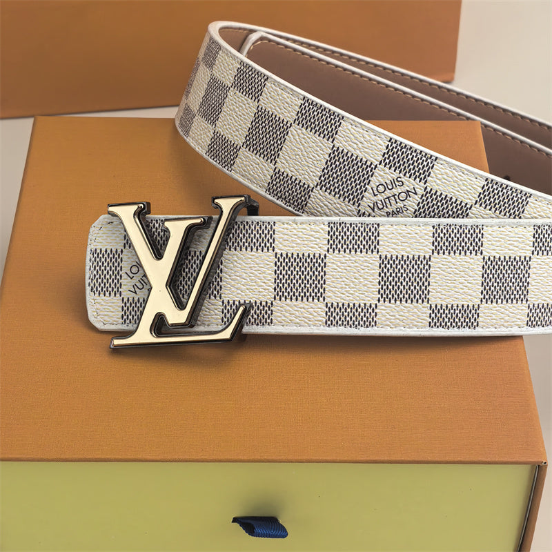 2 Color Buckle Love Belt (White Latticed) mysite