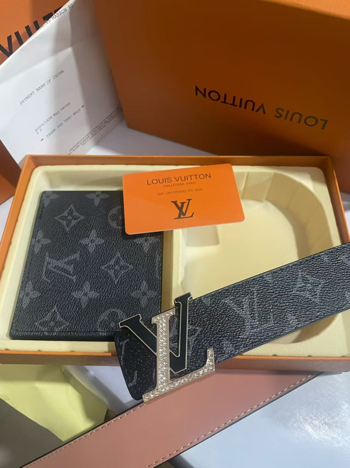 2 Set Buckle Love Belt & Wallet with Packaging mysite