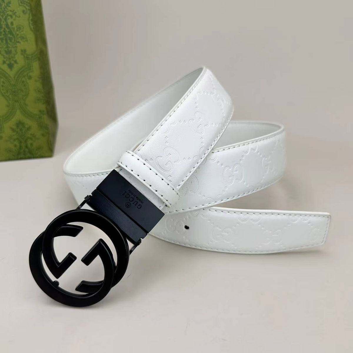 Circle Design Good Belt (White) mysite