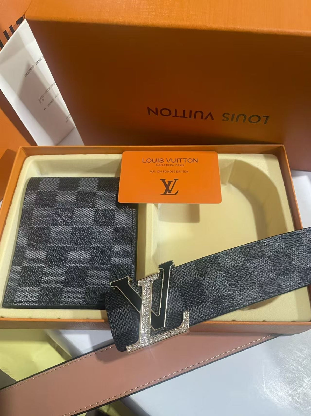 2 Set Buckle Love Belt & Wallet with Packaging mysite