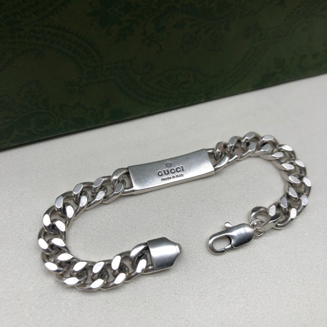 Classic Letter Logo Bracelet mysite