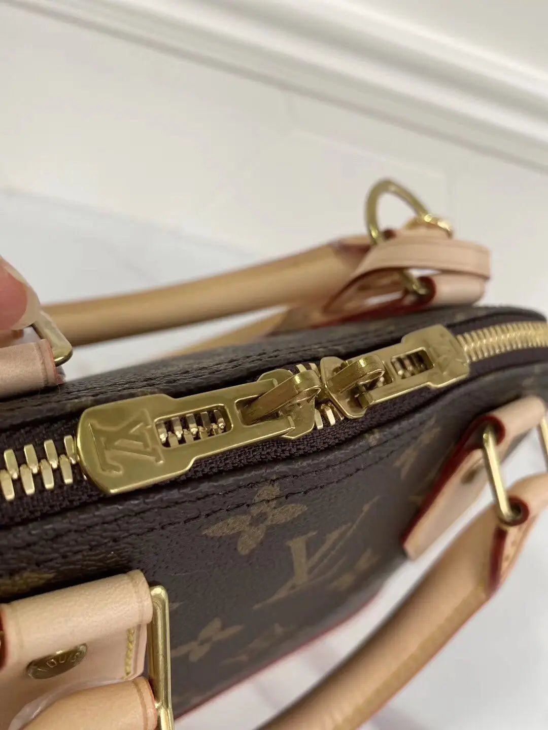 Classic and Stylish Alma Bag-18 mysite