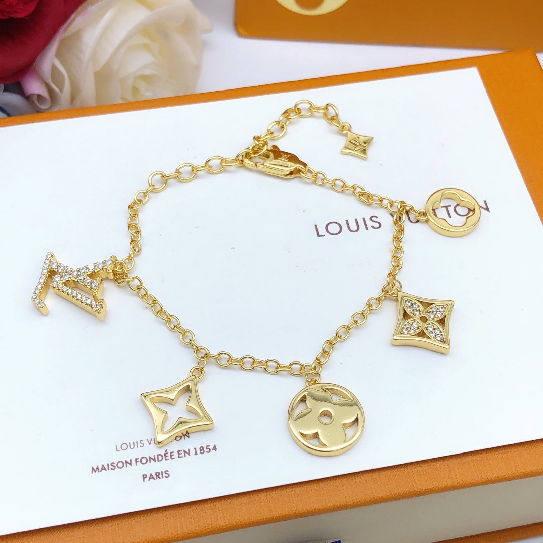 Pendant brass bracelet mysite