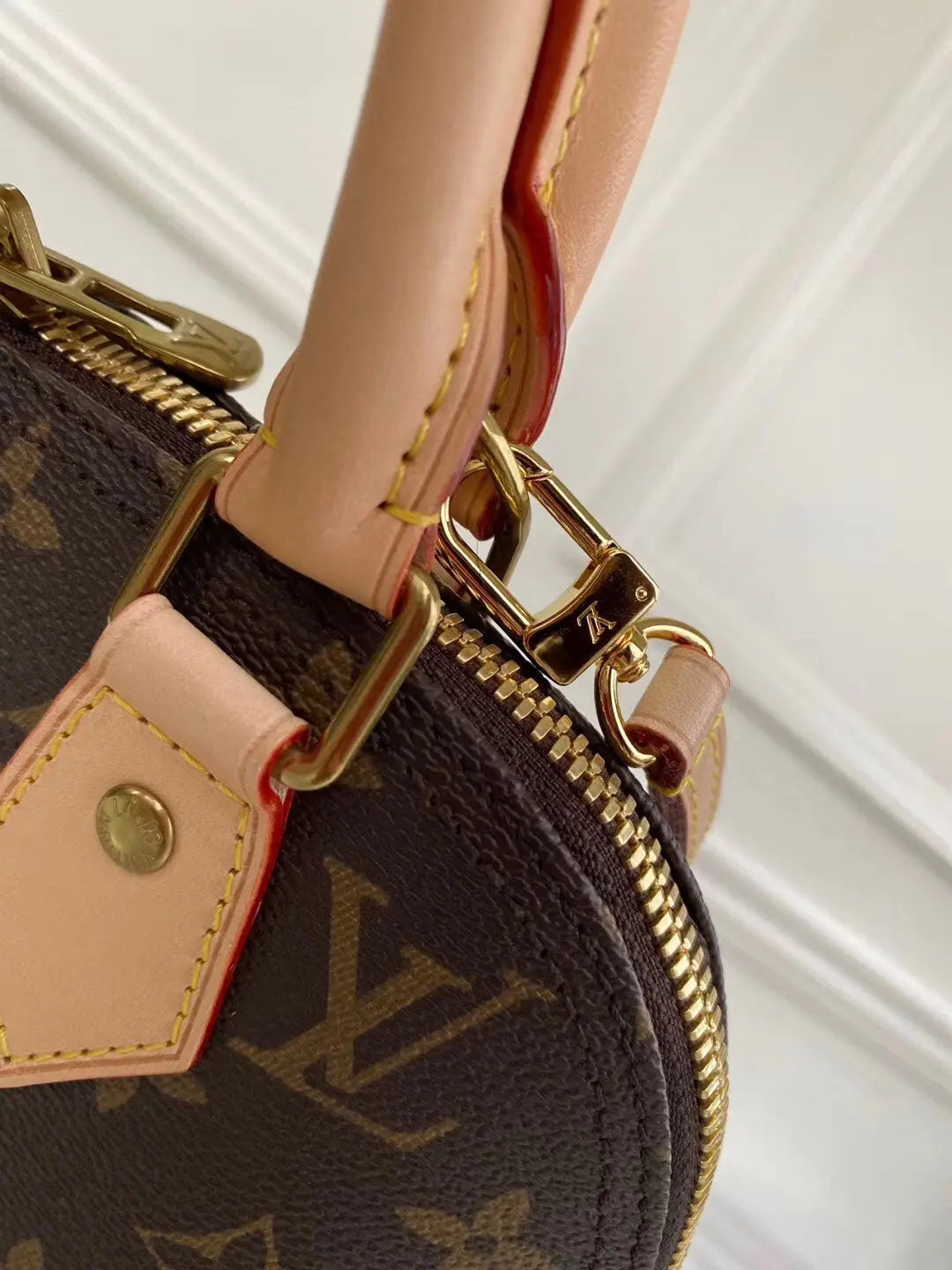 Classic and Stylish Alma Bag-18 mysite