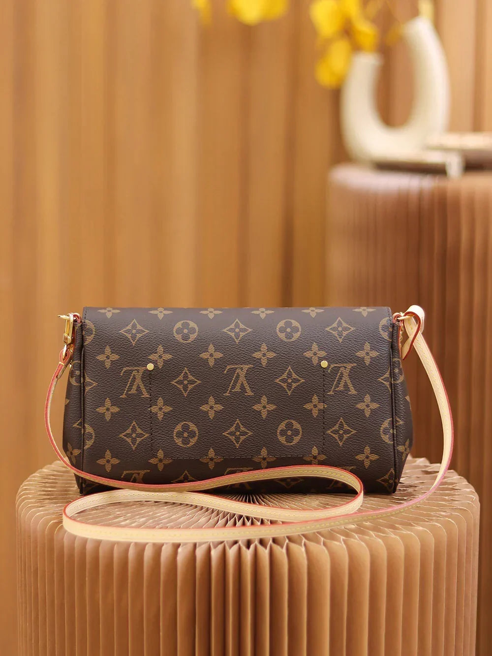LV Favorite Monogram mysite