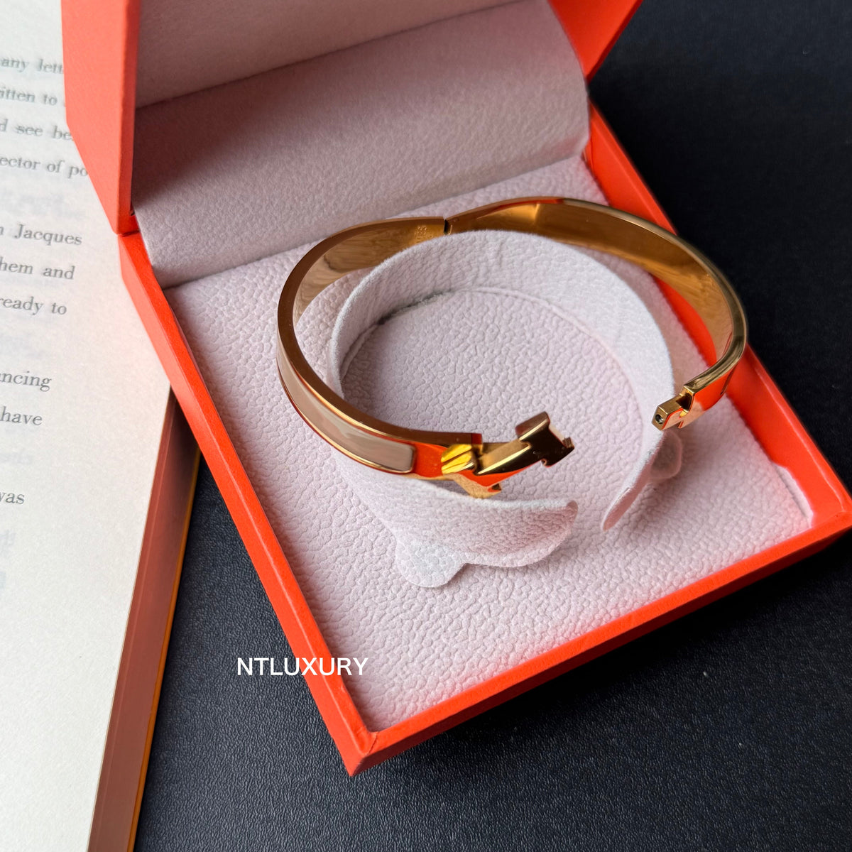 Slim Hot Girl Bracelet mysite
