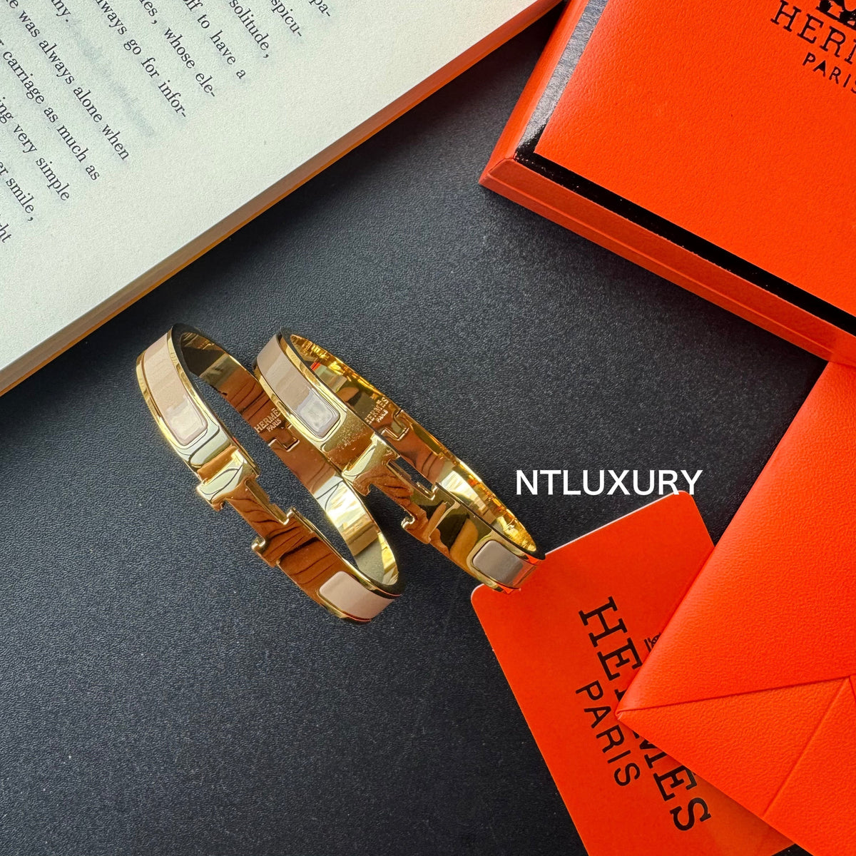 Slim Hot Girl Bracelet mysite