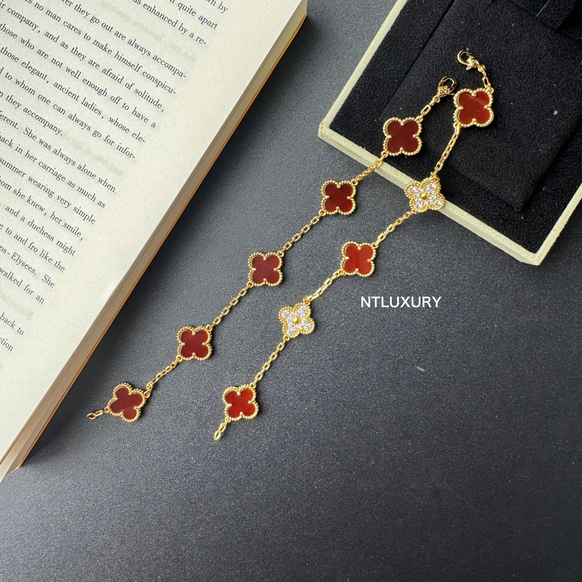 Shell Girl & Shining Leaves Bracelet (Red) mysite