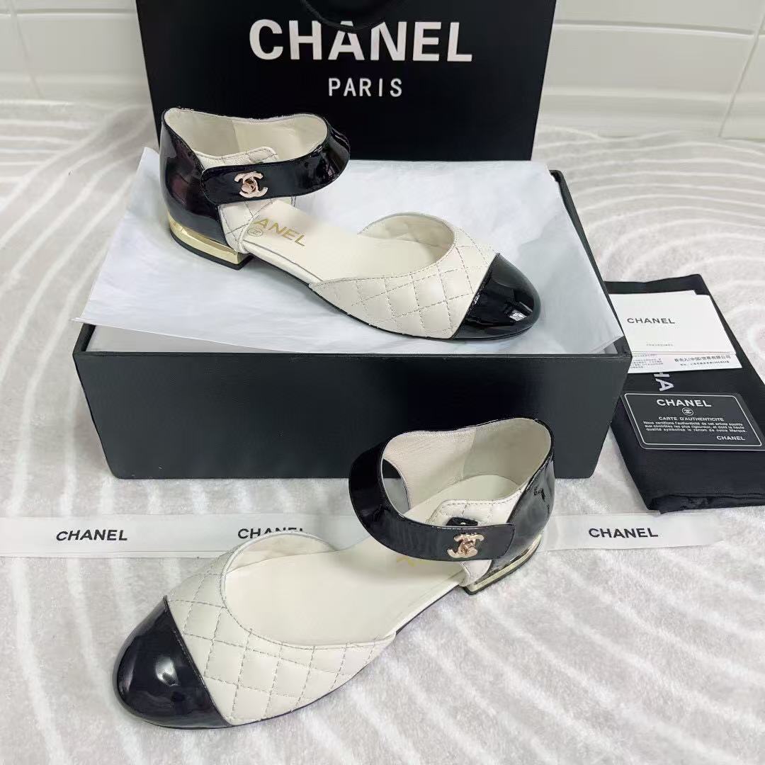 CC FLAT SANDAL IN WHITE MIX BLACK CALFSKIN mysite