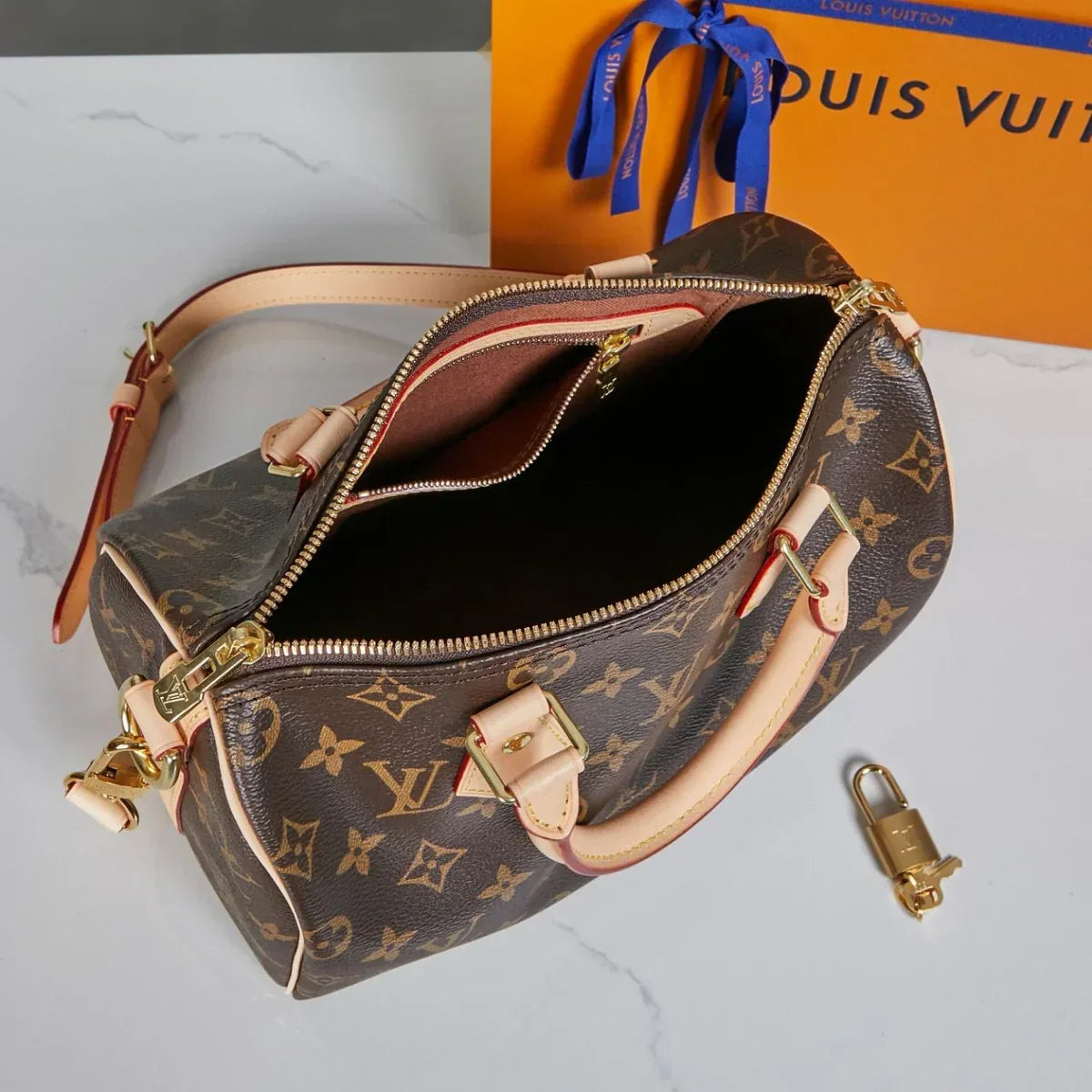 LV Speedy Bandoulière mysite
