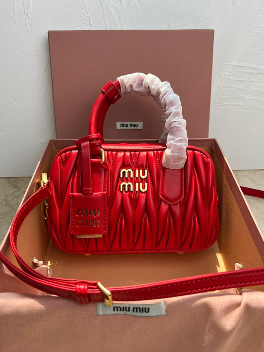 Arcadie Mini Red mysite