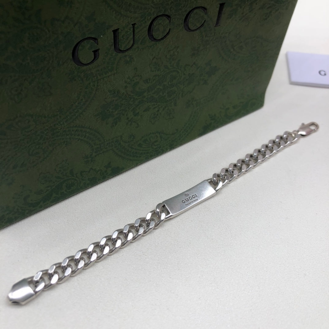 Classic Letter Logo Bracelet mysite