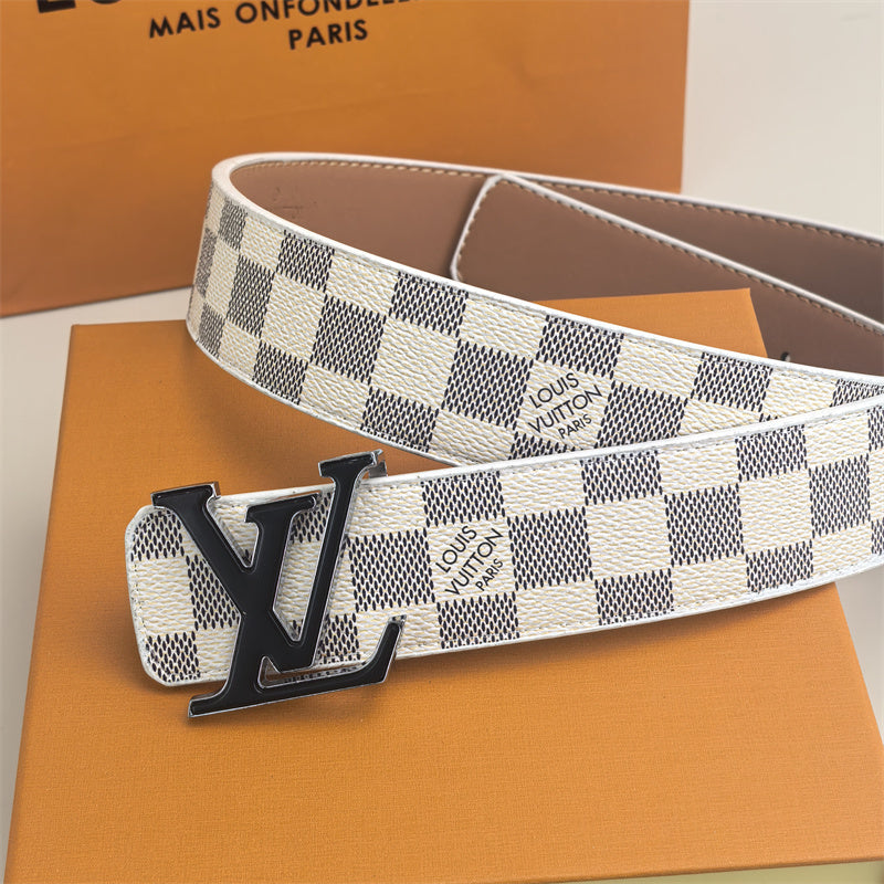 2 Color Buckle Love Belt (White Latticed) mysite