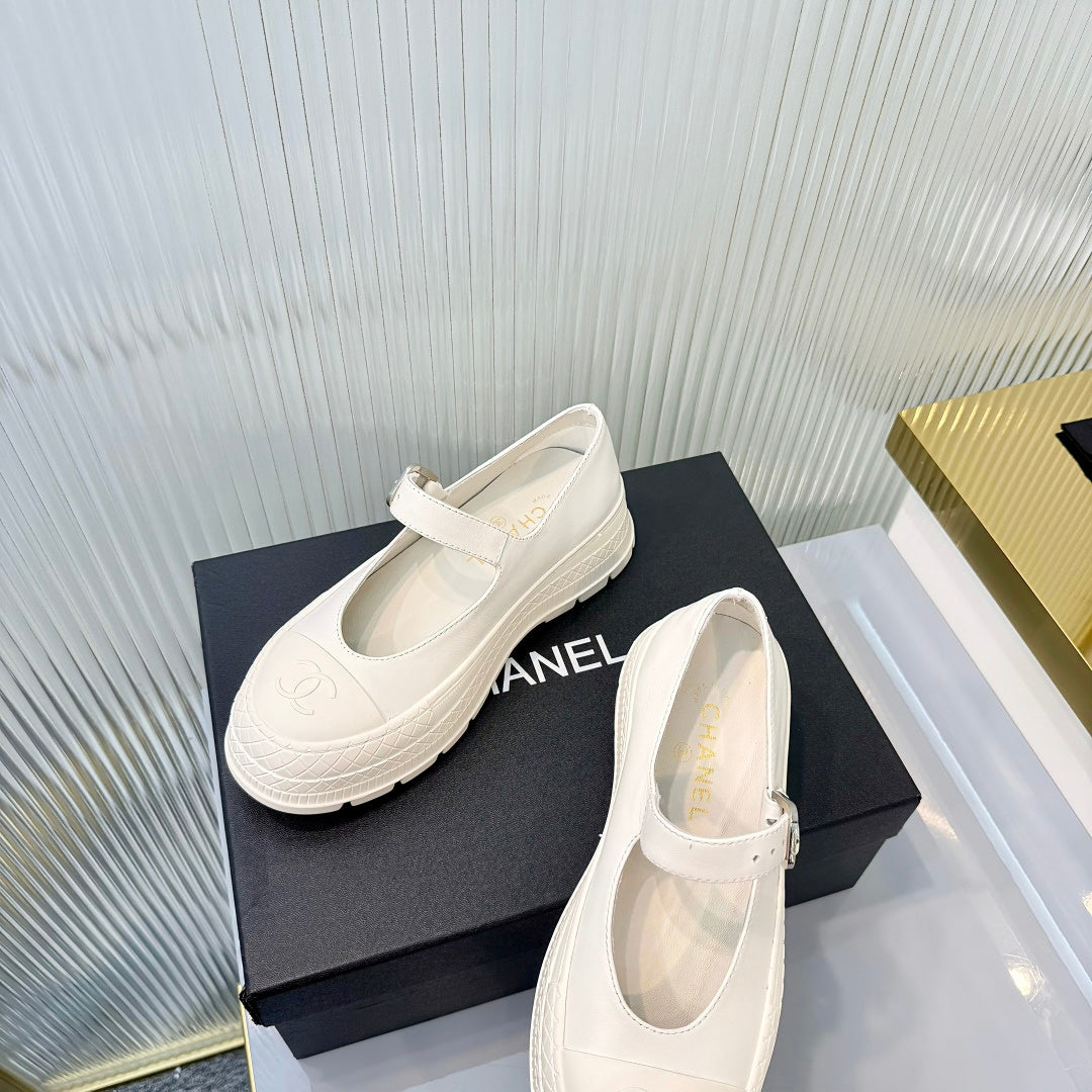 CHANEL 26S PLATFORM MARY JANE SHOES IN WHITE LAMBSKIN mysite