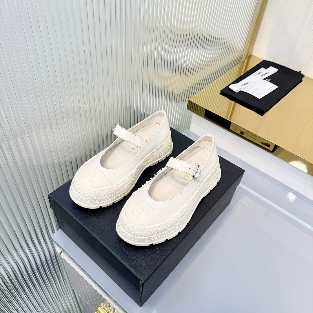 CHANEL 26S PLATFORM MARY JANE SHOES IN WHITE LAMBSKIN mysite