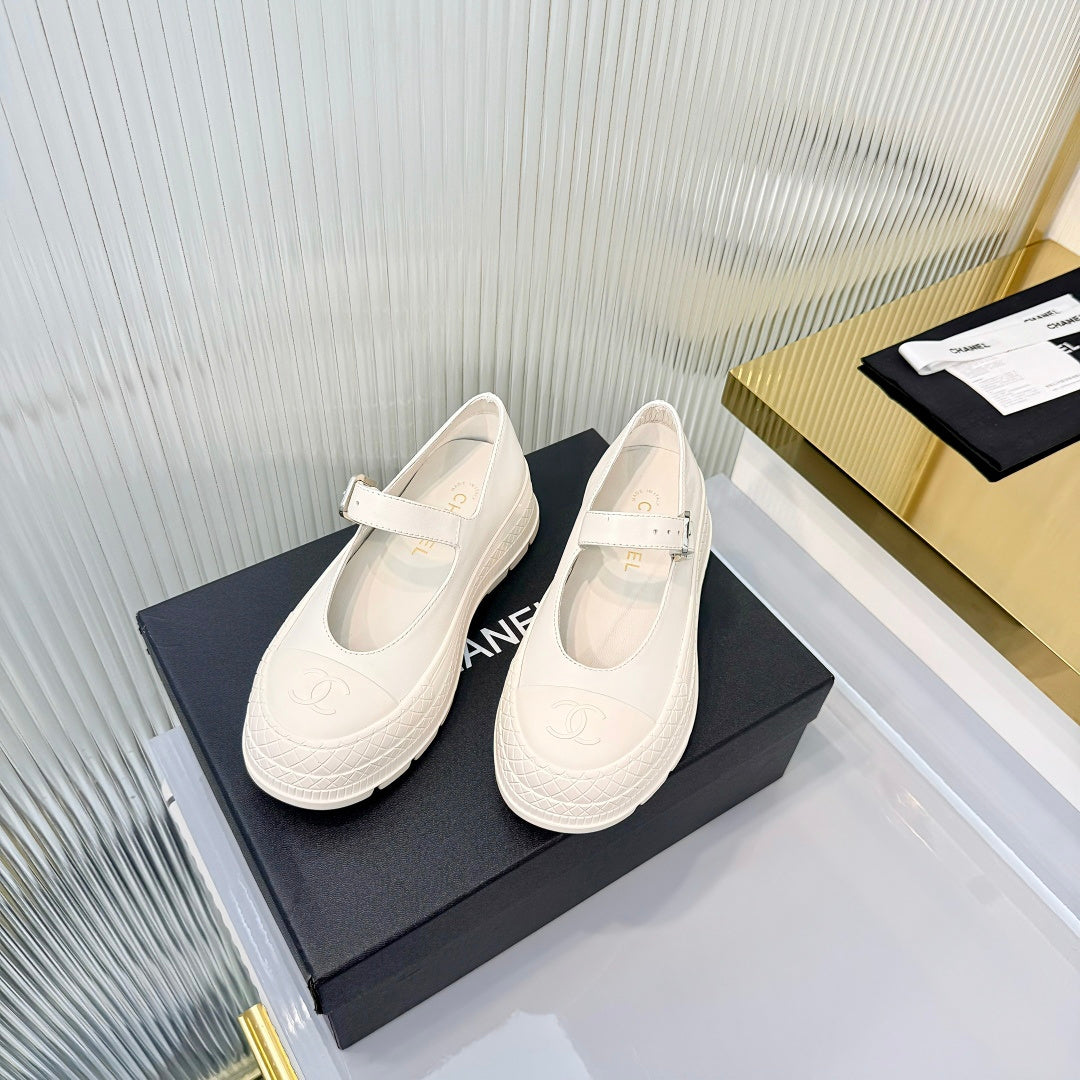 CHANEL 26S PLATFORM MARY JANE SHOES IN WHITE LAMBSKIN mysite