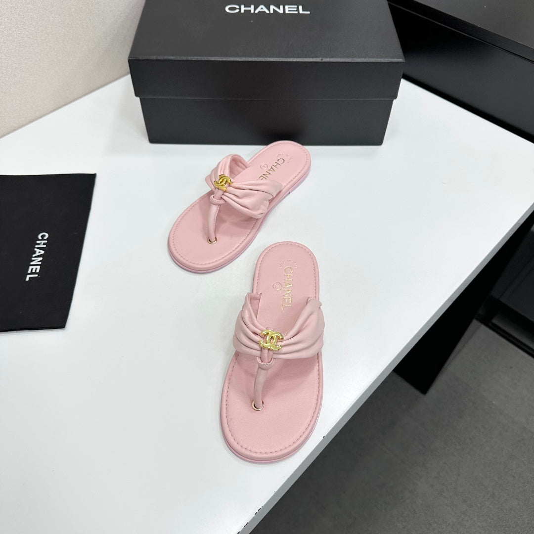 26S THONG SANDALS IN LIGHT PINK LAMBSKIN mysite
