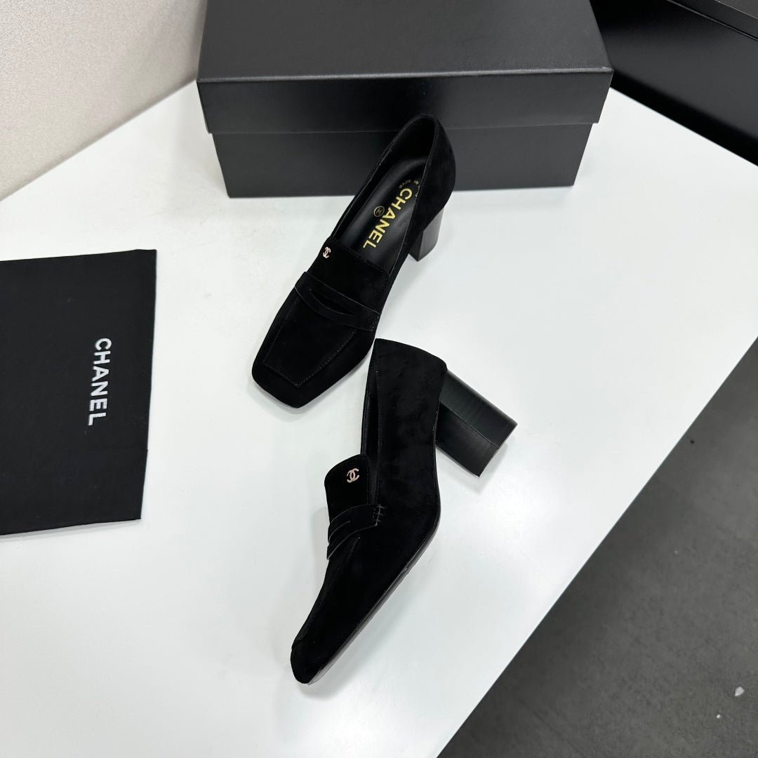 CHANEL 26S LOAFER PUMPS IN BLACK SUEDE mysite