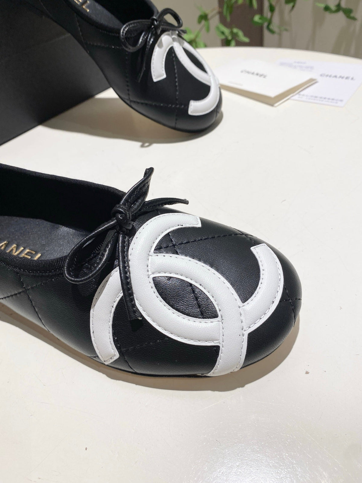 26S FLATS IN BLACK LAMBSKIN WITH BOW mysite
