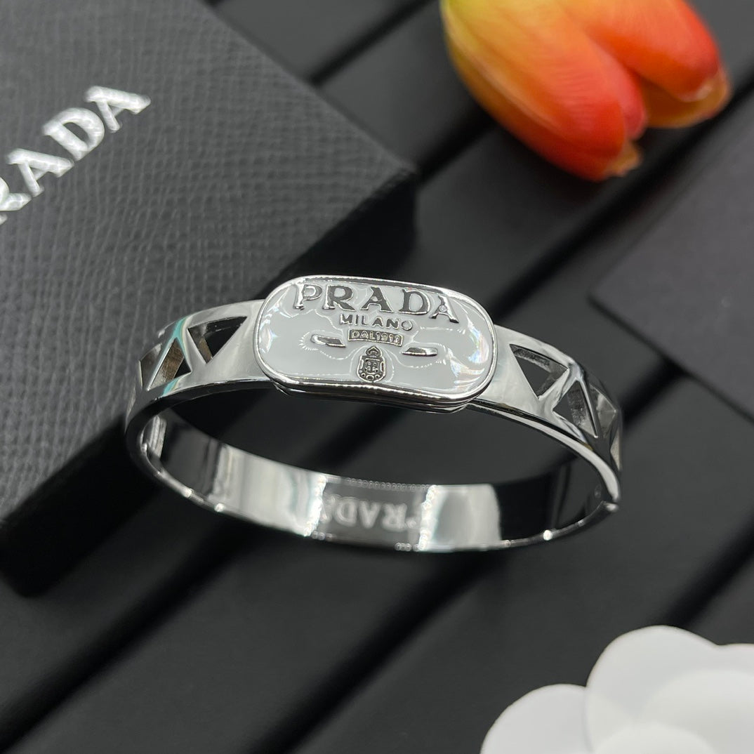 Please Love Bracelet mysite
