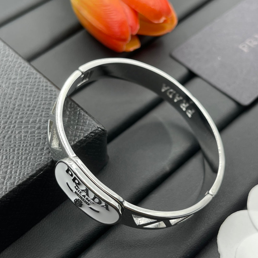 Please Love Bracelet mysite