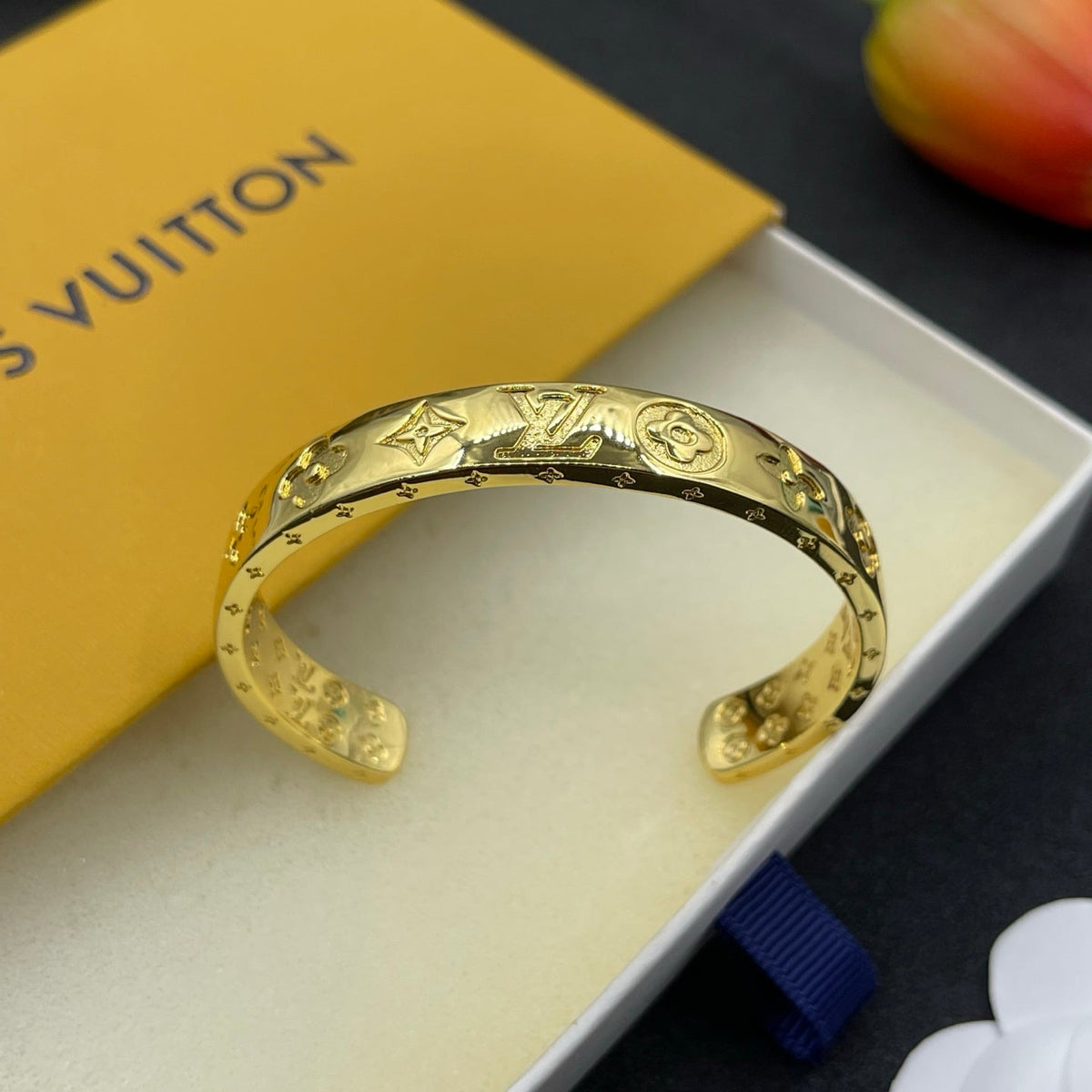 Love Pattern Bracelet mysite