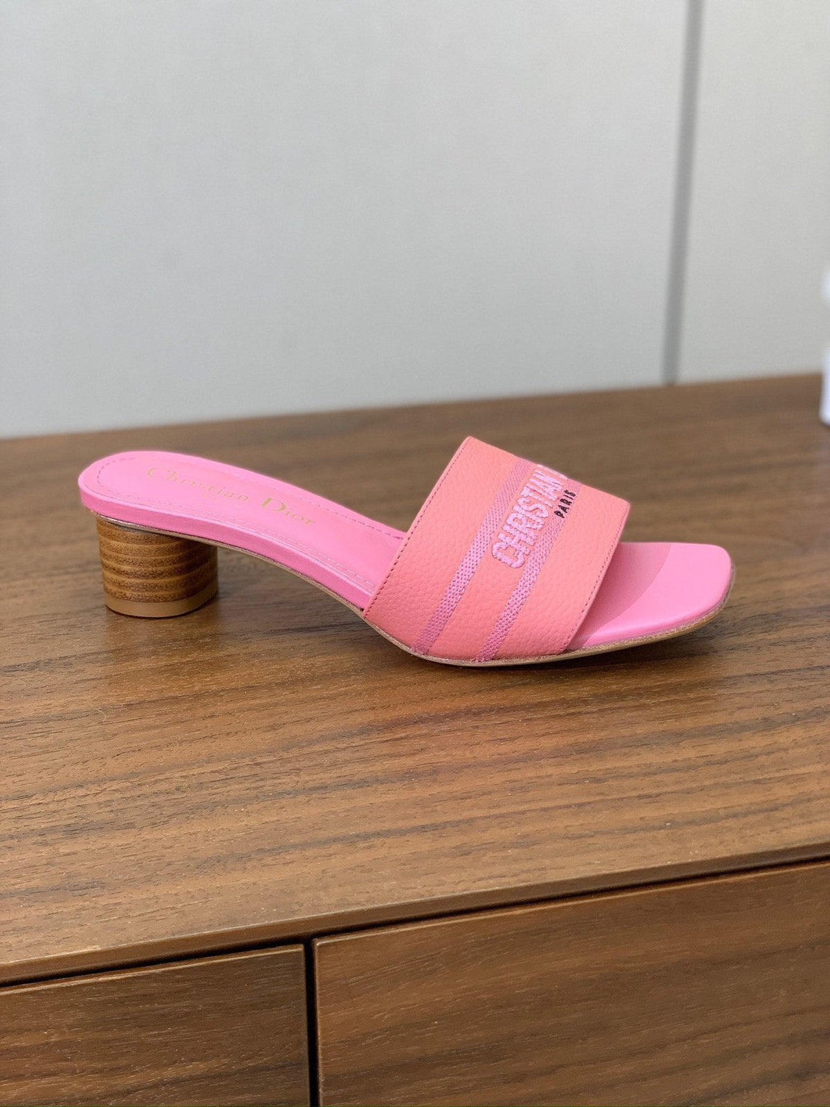 DIOR 25S HIGH-HEEL SANDALS 40 MM IN PINK CALFSKIN mysite