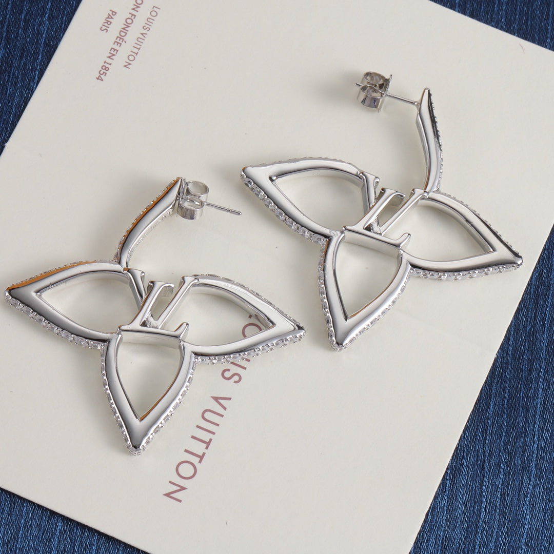 Love Earrings mysite