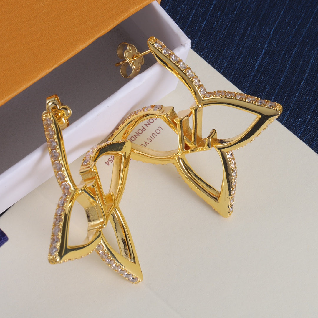 Love Earrings mysite