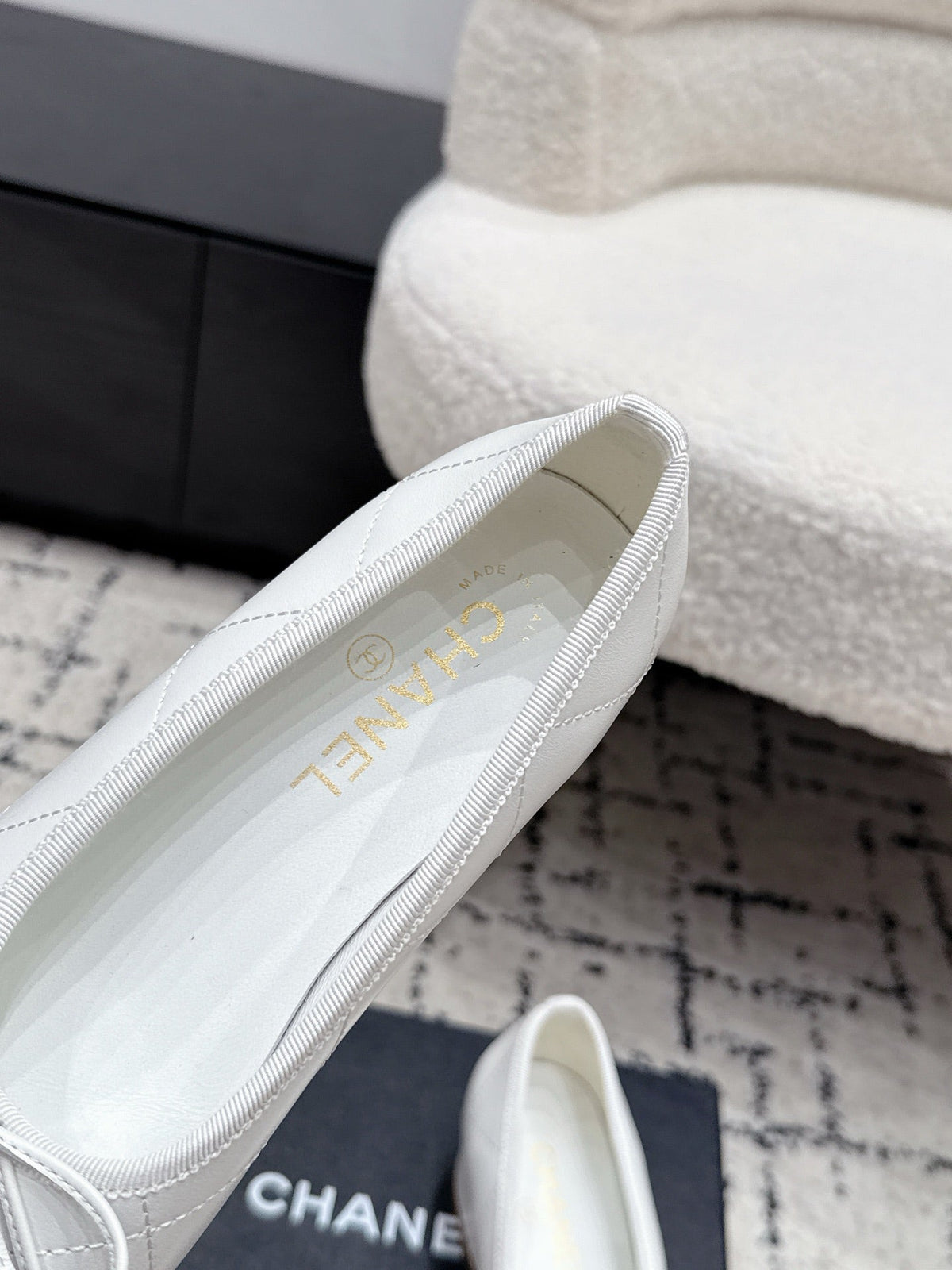 CHANEL 26S HIGH HEELS IN WHITE LAMBSKIN WITH BOW mysite
