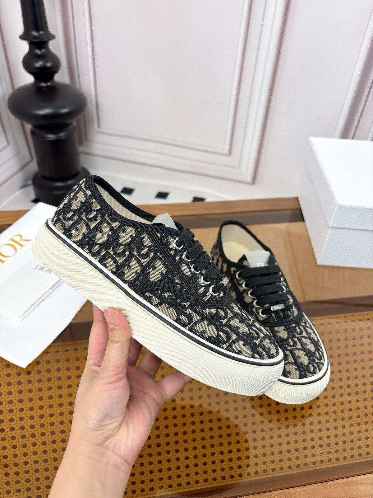 DIOR 26S LOW TOP SNEAKERS 35MM IN BLACK OBLIQUE CANVAS WITH RUBBER SOLE mysite