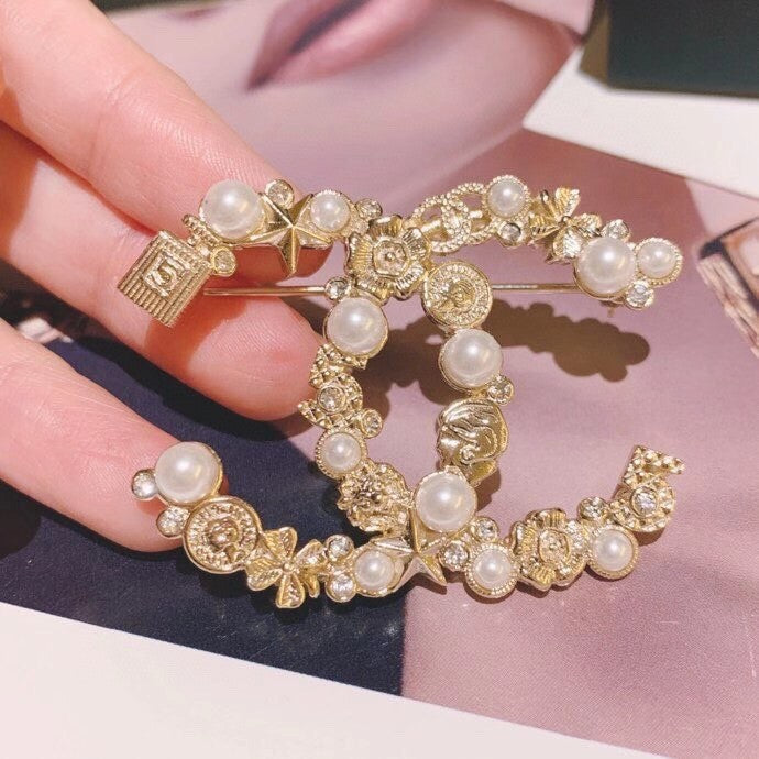 Cute Fancy Girl Brooch mysite
