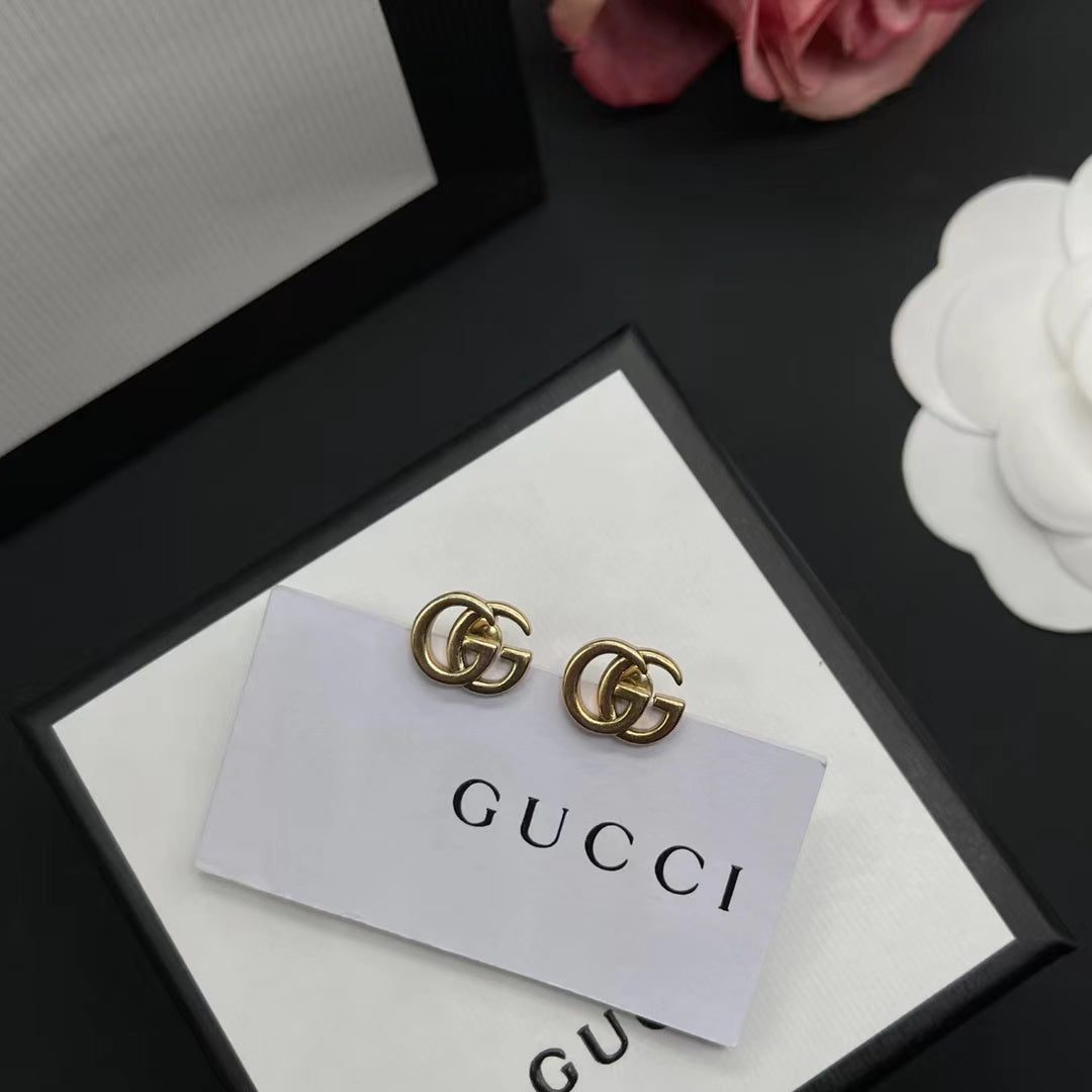 Mini Good Girl Earrings Stud mysite