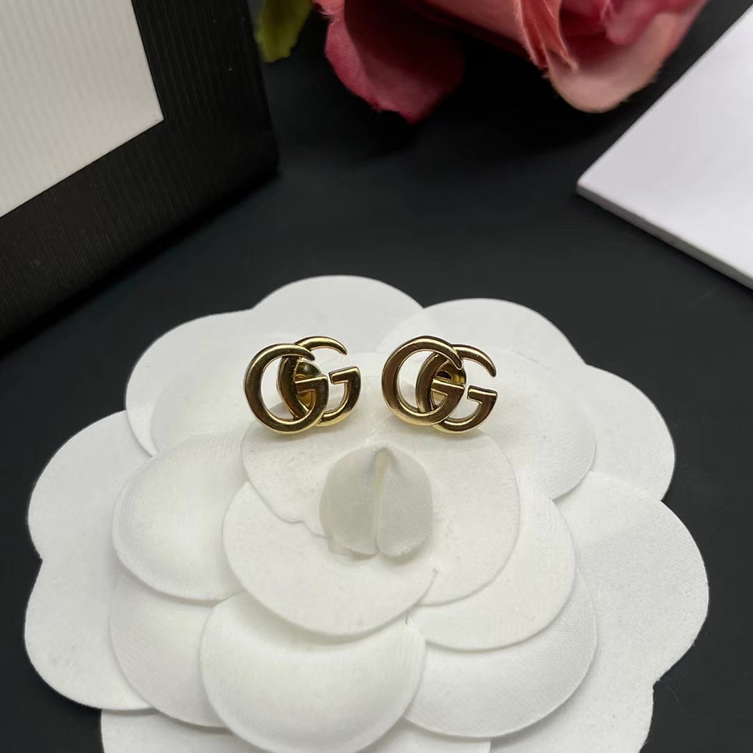 Mini Good Girl Earrings Stud mysite