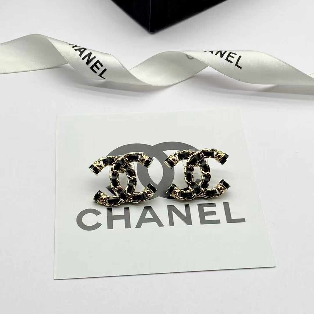 Elegant Girl Earrings Stud mysite
