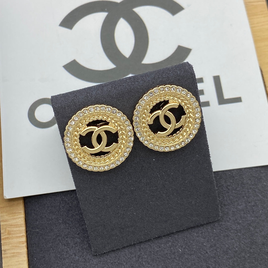 Circle Coco Girl Earrings Stud mysite